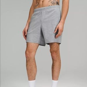Lululemon Mens Pace Breaker Lined Short in Heather Allover Sea Salt